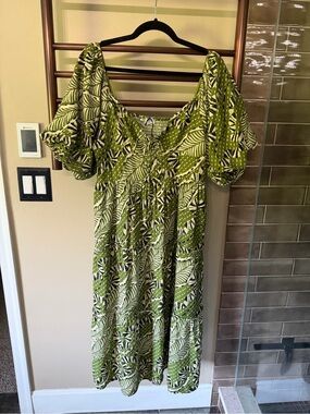 THML Olive Green Leaf-Print Puff Sleeve Midi Dress large